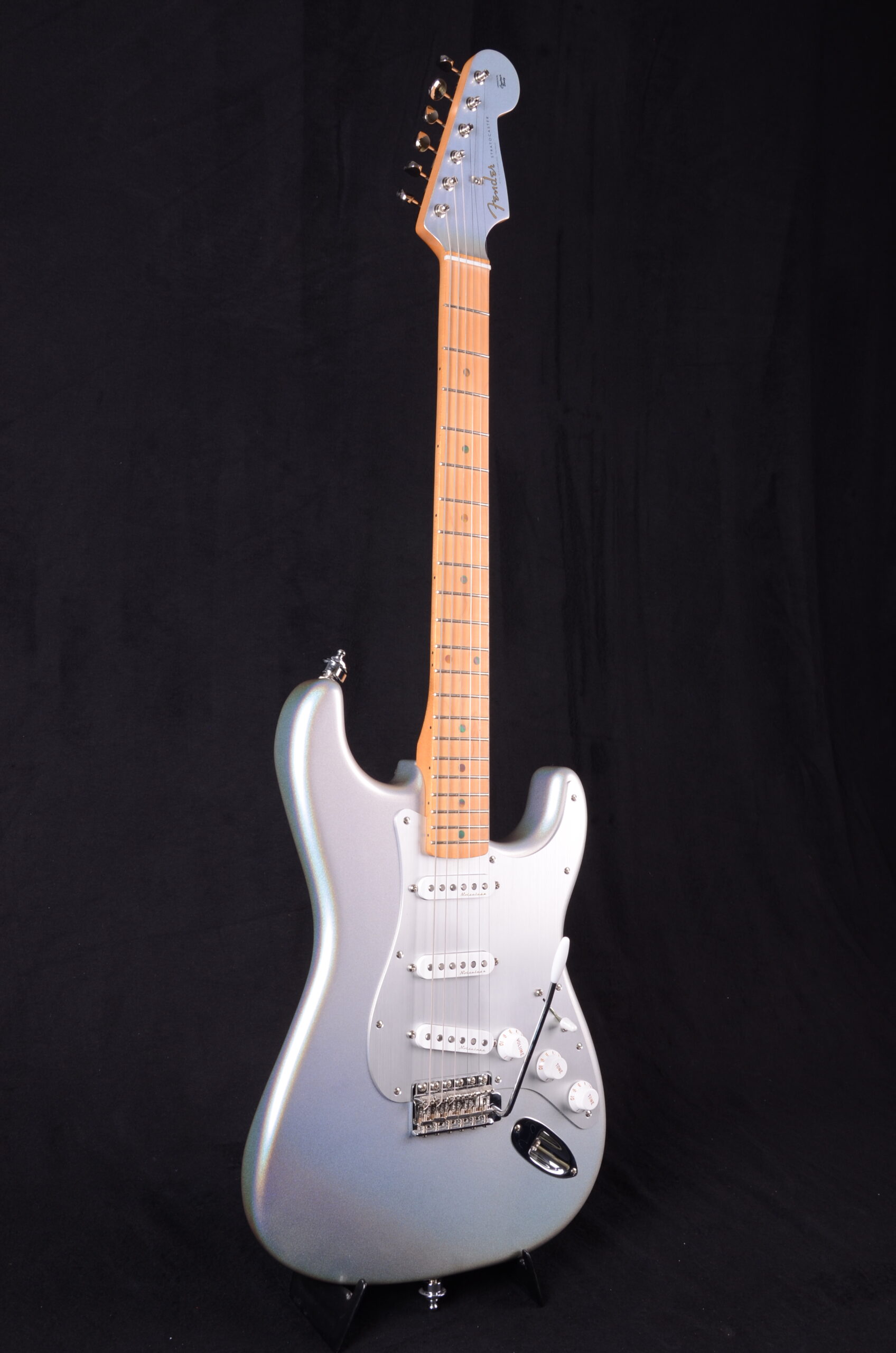 Fender H.E.R. Stratocaster MN Chrome Glow – Bild 2