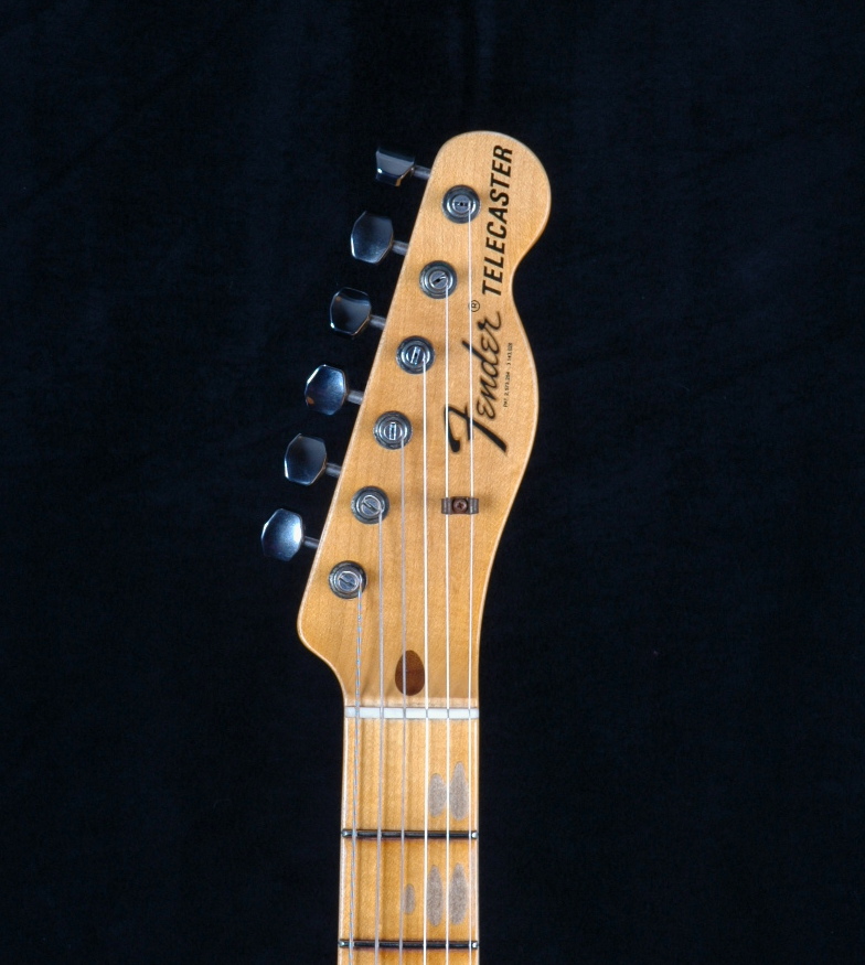 Fender_Custom_1969_Telecaster_Thinline_Journeyman_Relic_Aged_Sonic_Blue_4