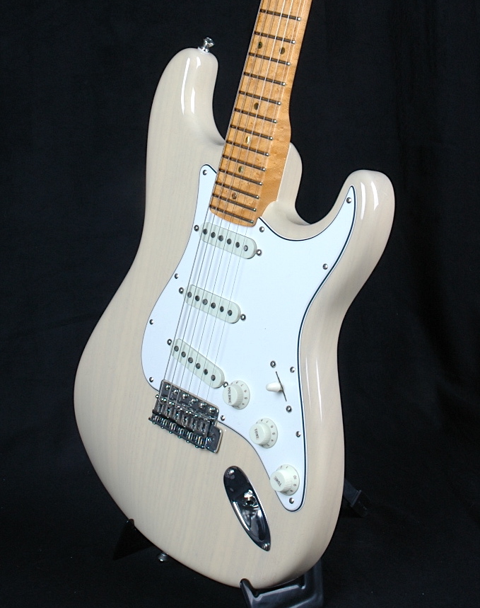 fender_american_custom_stratocaster__mn_vintage_blonde_nos_7