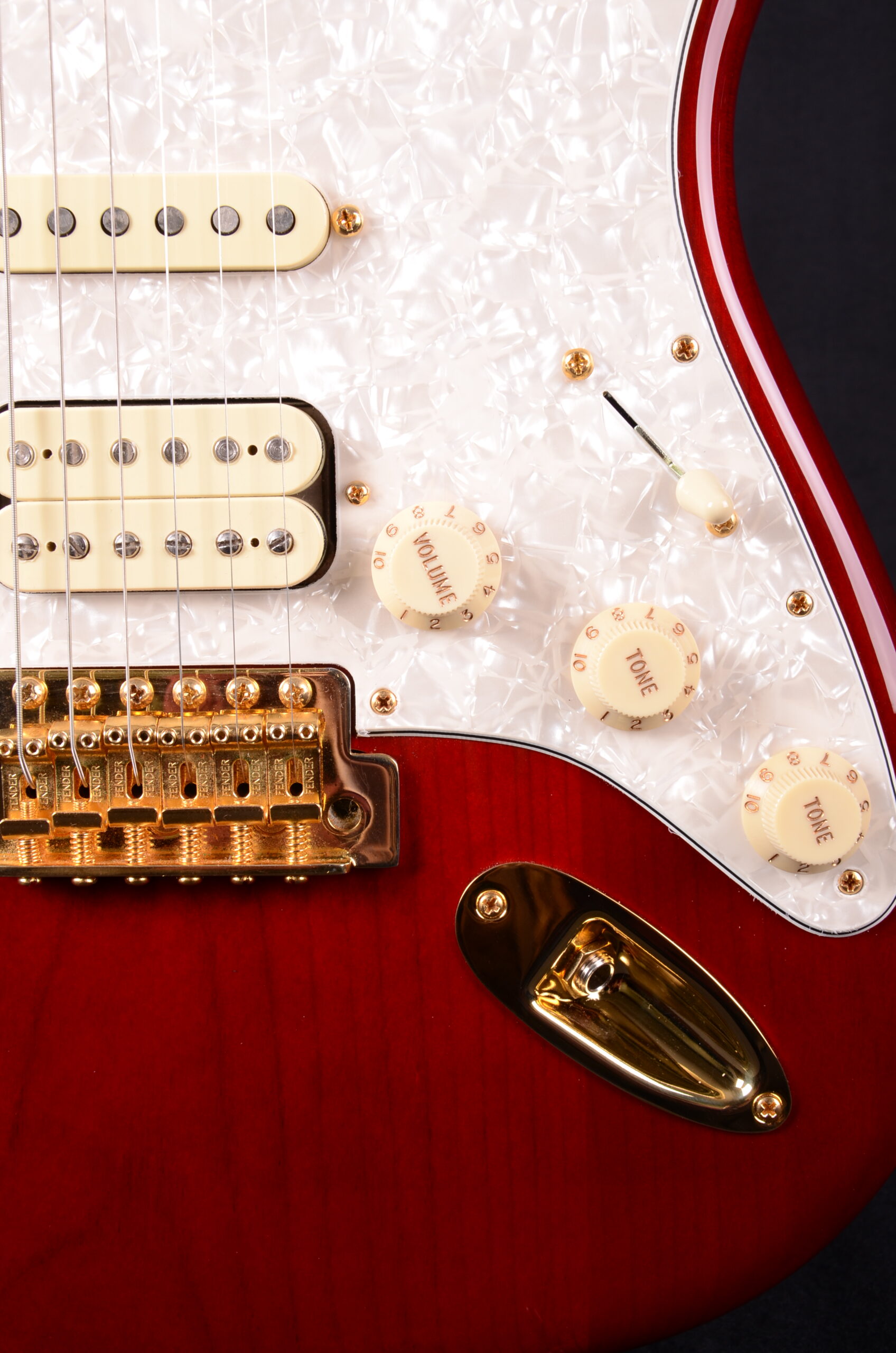 Fender Tash Sultana Stratocaster MN Transparent Cherry – Bild 7