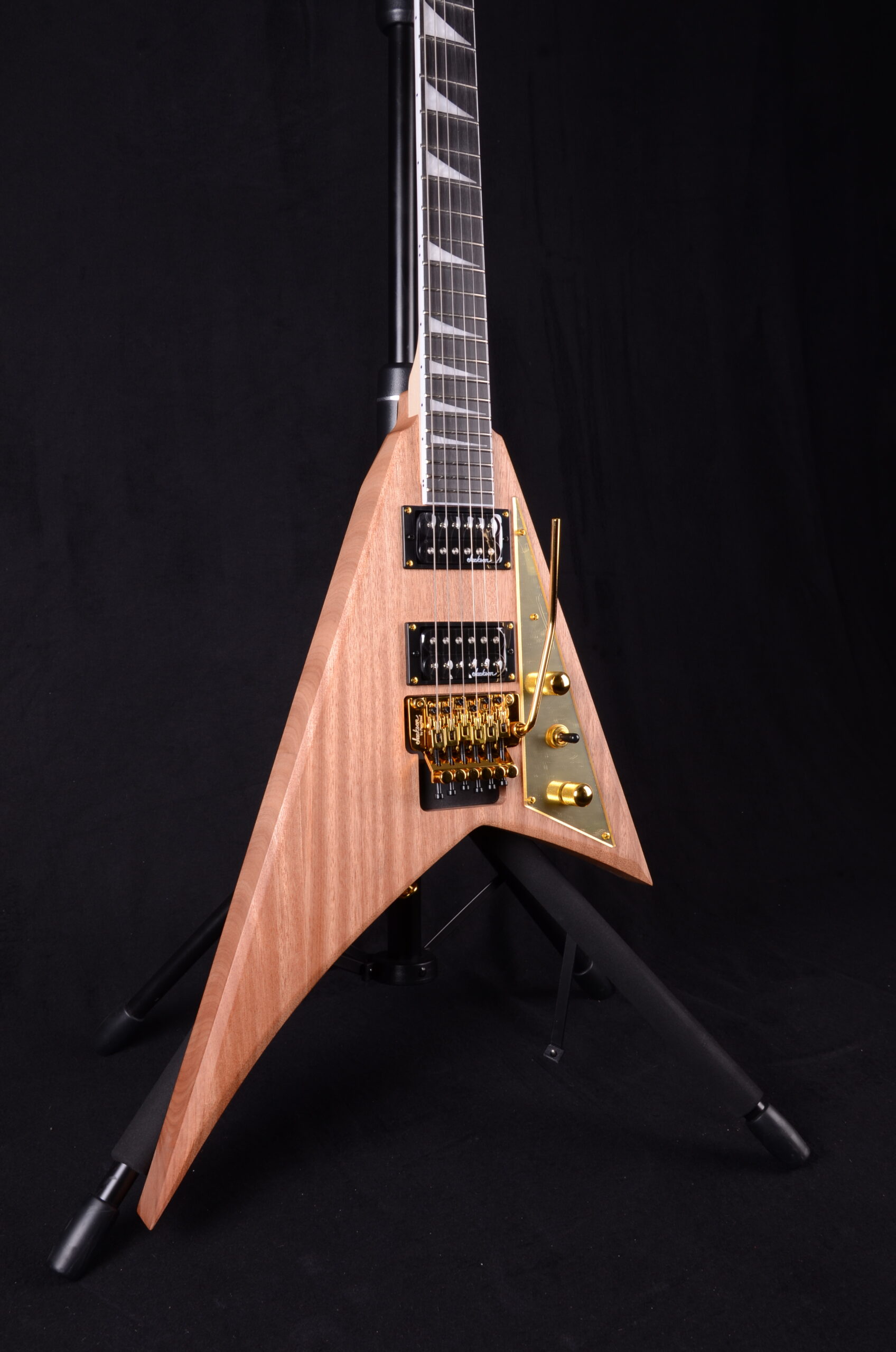 Jackson JS32 MAH Rhoads Natural Gold