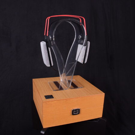 AKG K1000