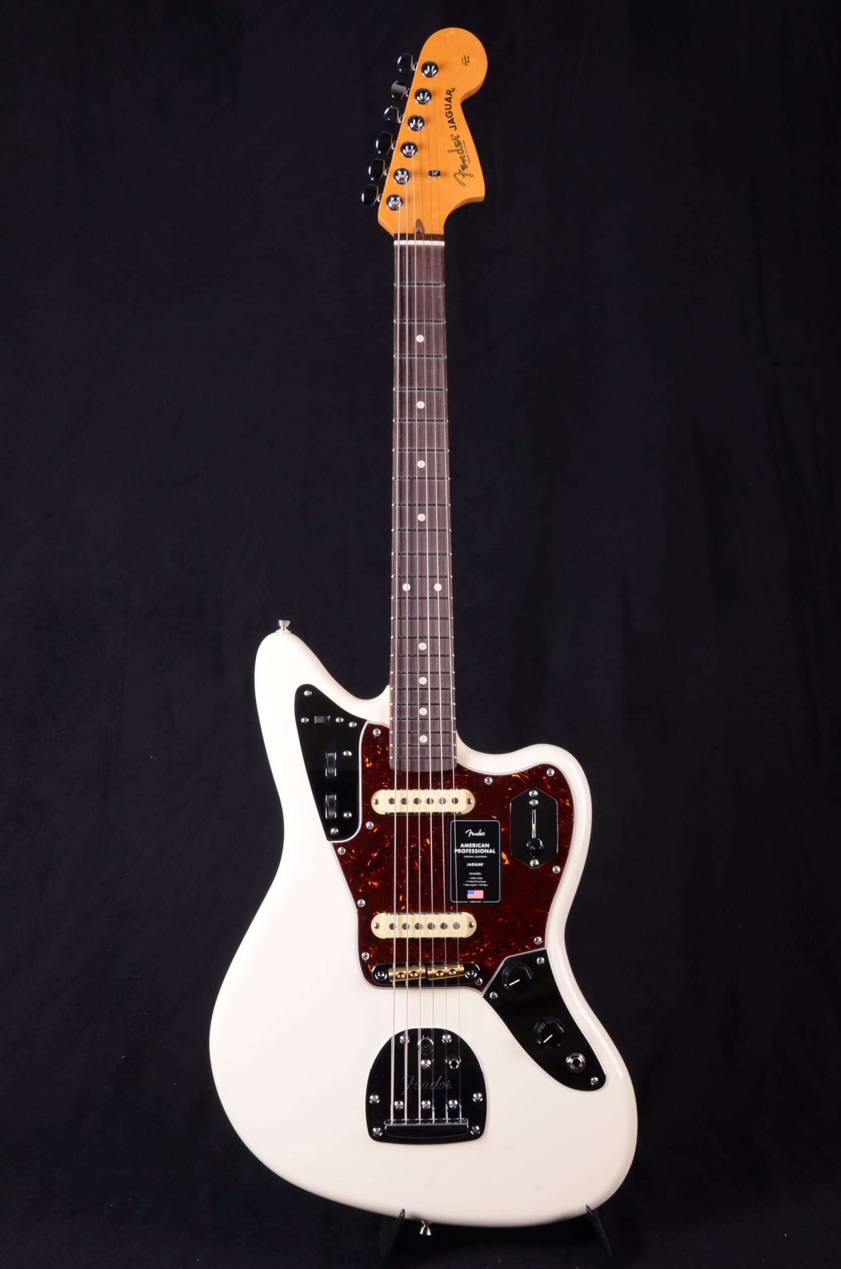 Fender AM Professional Jaguar RW OWT – Bild 4