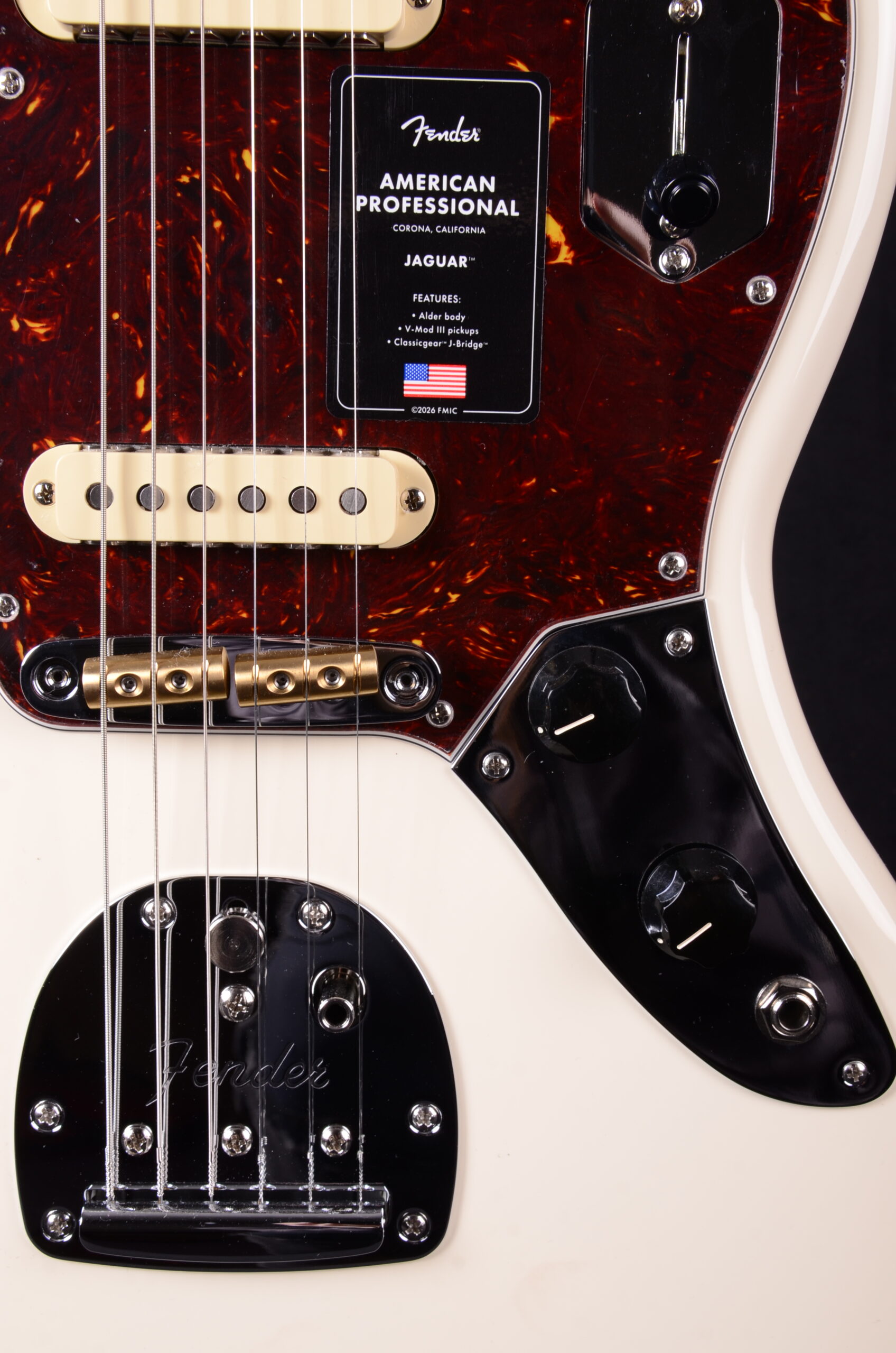 Fender AM Professional Jaguar RW OWT – Bild 7