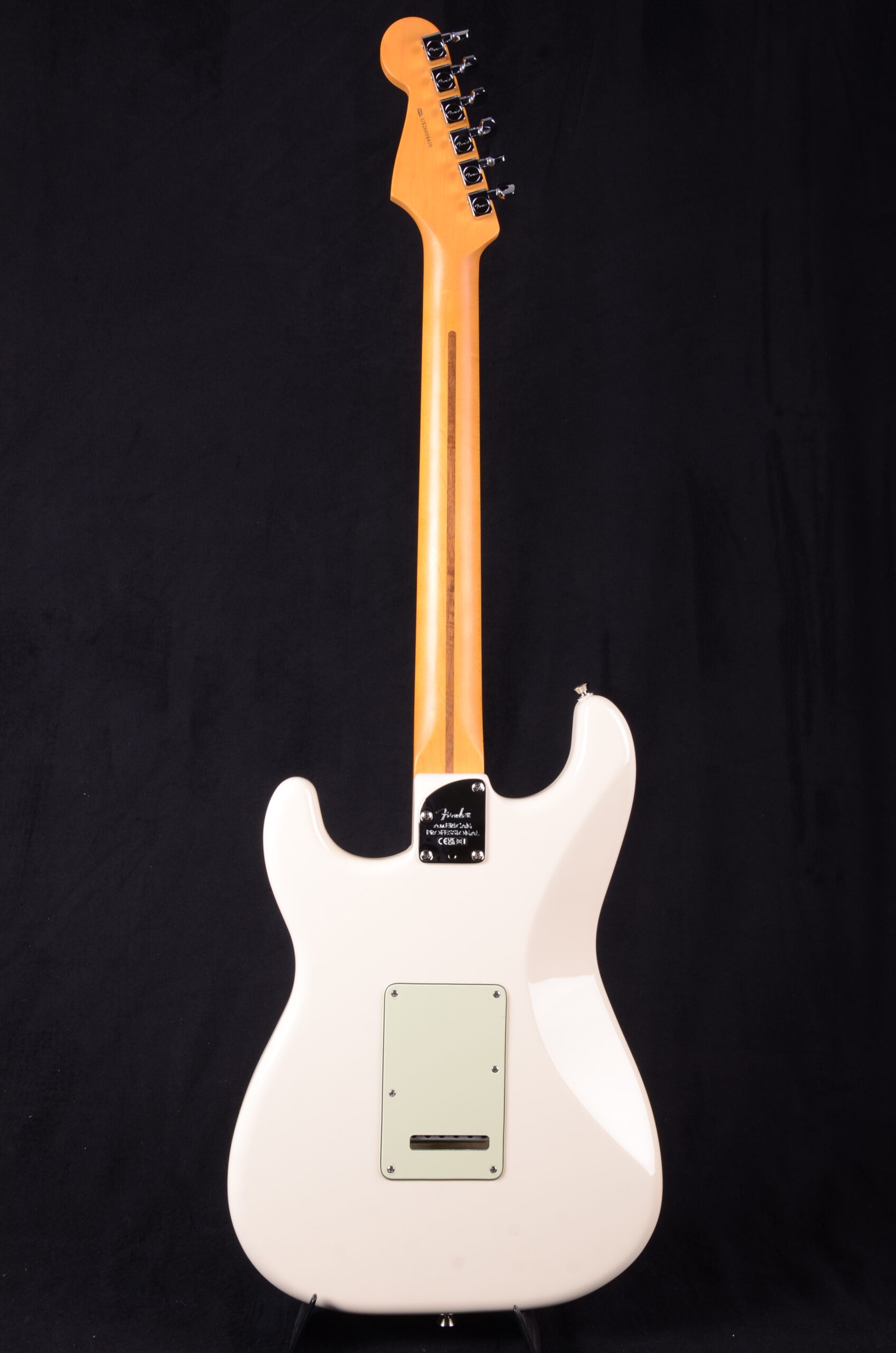 Fender AM Professional Strat HSS RW OWT – Bild 10