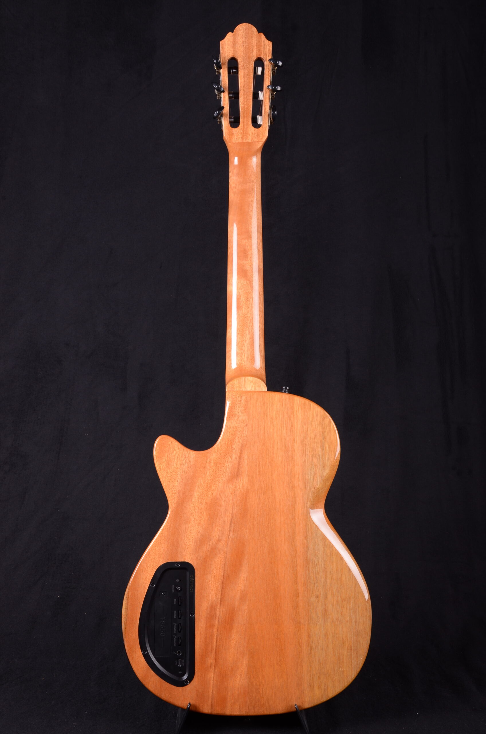 Maravilla M66 Stage Sunburst Crossover Guitar – Bild 10